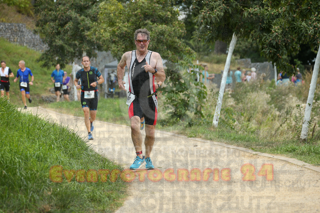 250824_1343_EX1_3424 | Sportfotografie im Rhein-Sieg Kreis, Köln, Bonn, NRW, Rheinland Pfalz, Hessen, etc. Unser Tätigkeitsfeld umfasst den Laufsport vom Volkslauf über den Marathon, Duathlon, Triathon bis zum Ultralauf wie Kölnpfad Ultra oder Schindertrail.