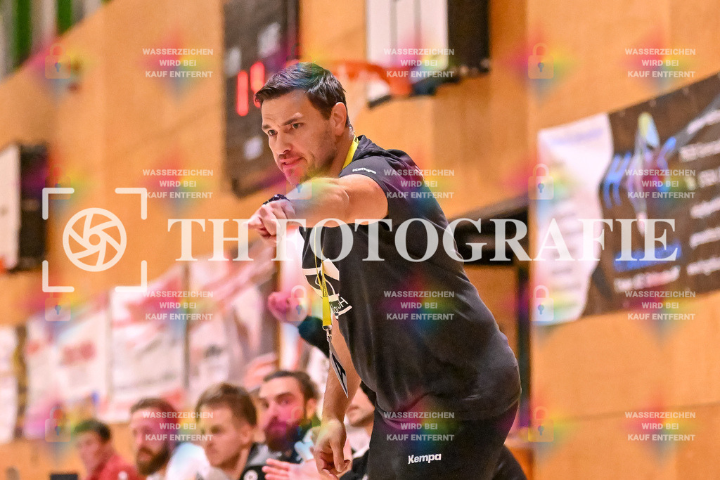 GER, SG Maulburg/Steinen - HSG Dreiland, Handball, Landesliga Suedbaden, 4. Spieltag, Saison 2024/2025, 12.10.2024 | Markus Schoenmueller (HSG Dreiland, Trainer)GER, SG Maulburg/Steinen - HSG Dreiland, Handball, Landesliga Suedbaden, 4. Spieltag, Saison 2024/2025, 12.10.2024Foto: TH Fotografie/Thomas Hess