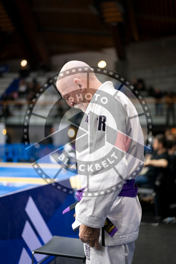 20240125PBB02447 | Fighters compete during the sixth day of the Brazilian Jiu-jitsu European Championship of the IBJJF in Paris, France, on January 25, 2024.