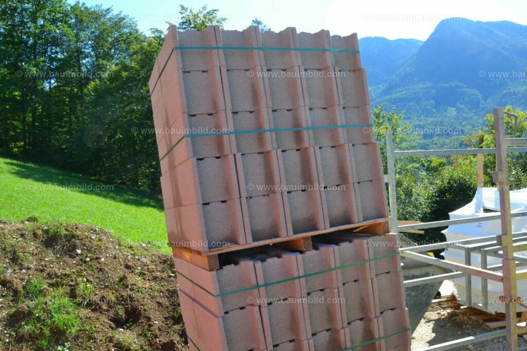 bib-lg01-baustelleneinrichtung-0095 | Nach LV-Leistungsgruppen sortierte Detailfotos über den Bau eines Hauses. Alle Hausbau-Bilder direkt vom Urheber und Autor der Website Haus-Selber-Bauen.com