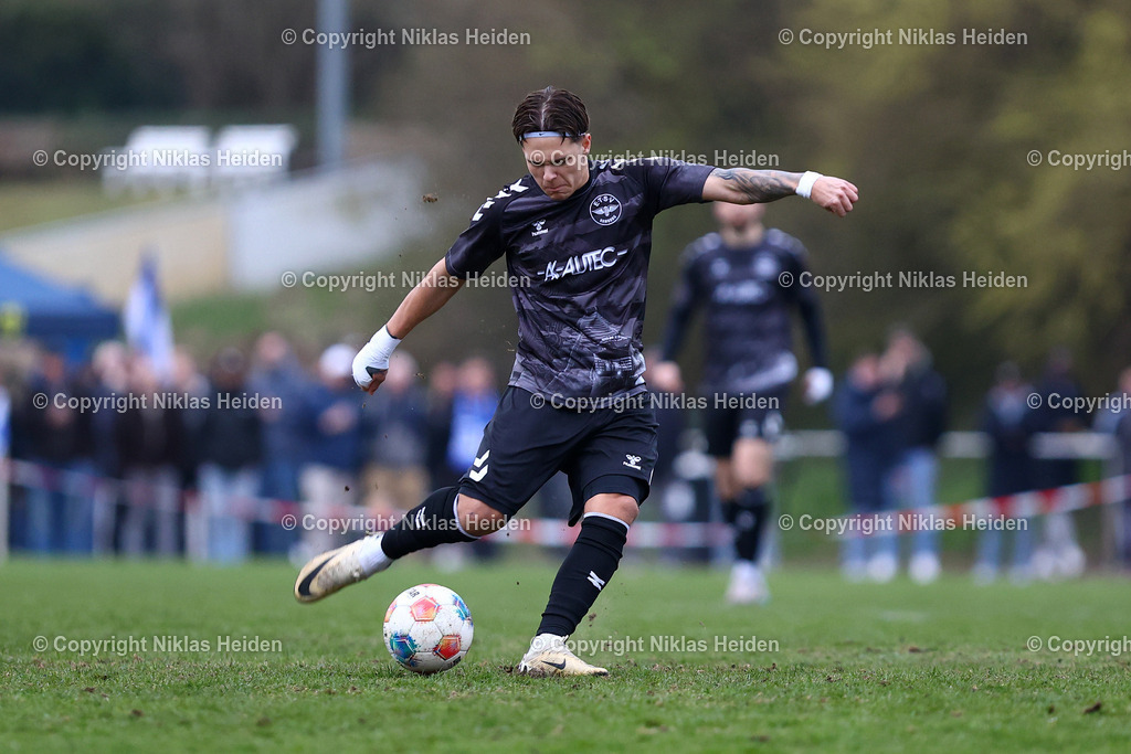 NH_TuSDassendorf_ETSVHamburg_OberligaHamburg_02042026 | #9 Nick Selutin (ETSV Hamburg)Fußball I Herren I Gamesright Oberliga Hamburg I Saison 2025-2026  I 18. Spieltag I TuS Dassendorf - ETSV Hamburg I 02.04.2026 I Sportplatz Wendelweg