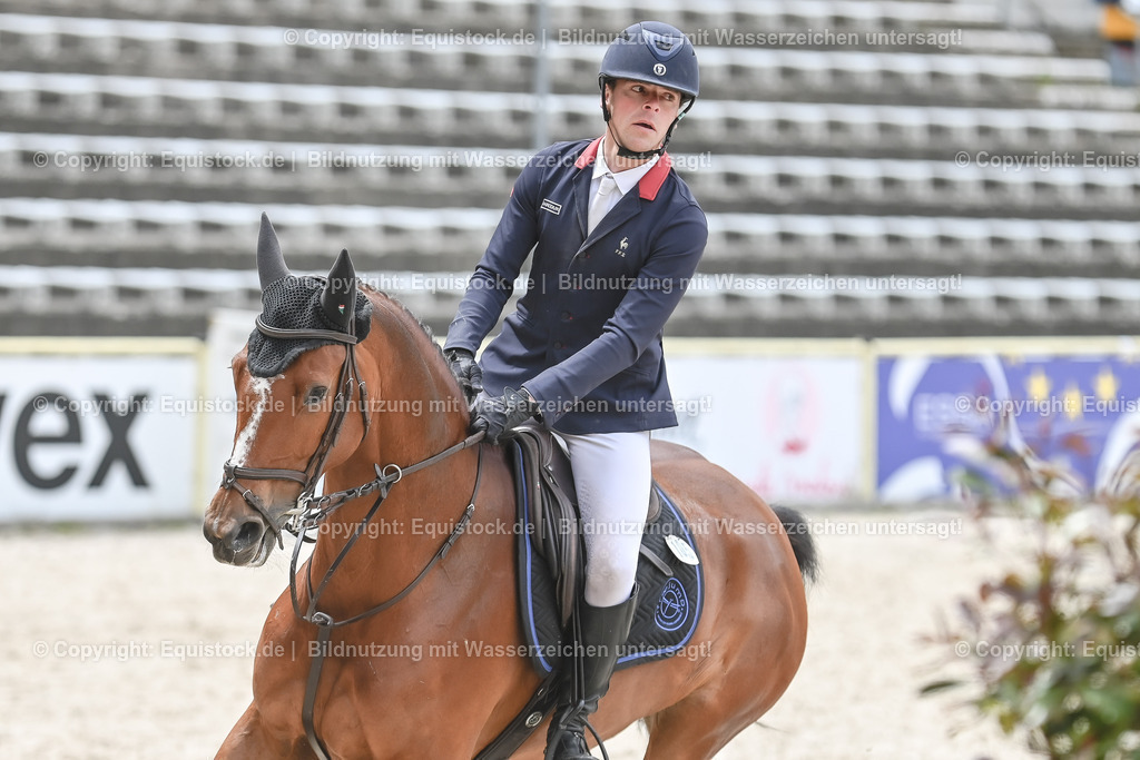20230514_CCI4_Springen_0311 | equistock