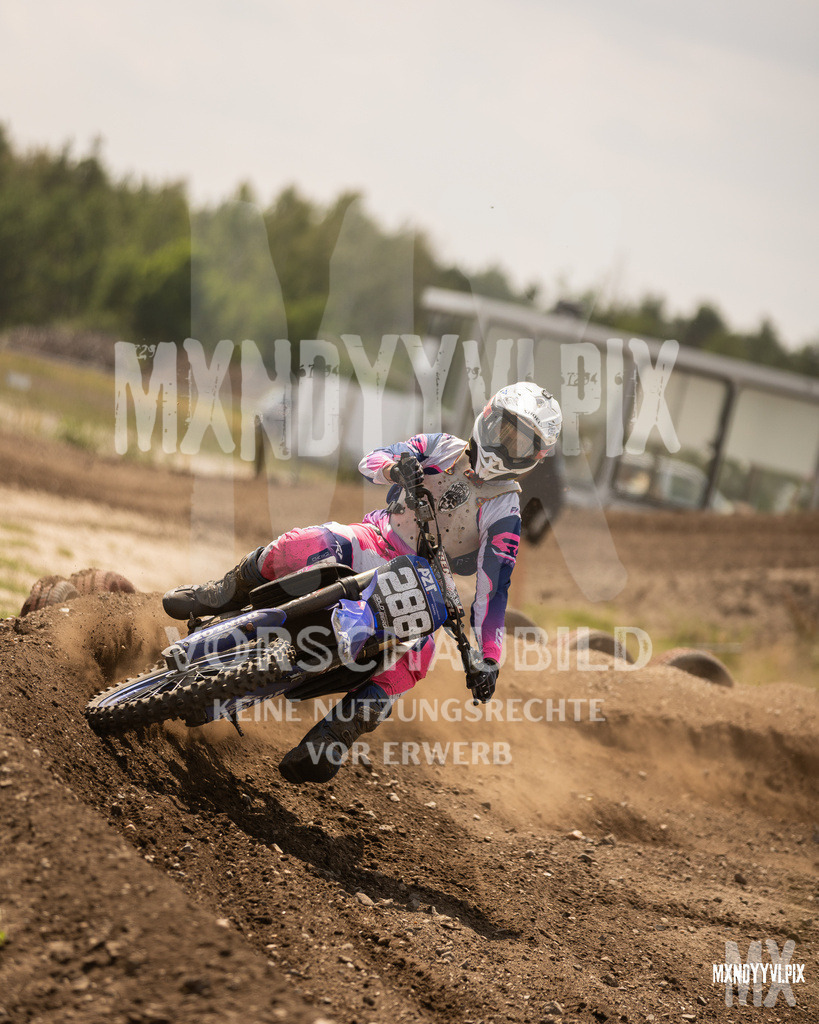 866A1805 | mxndyyvipix