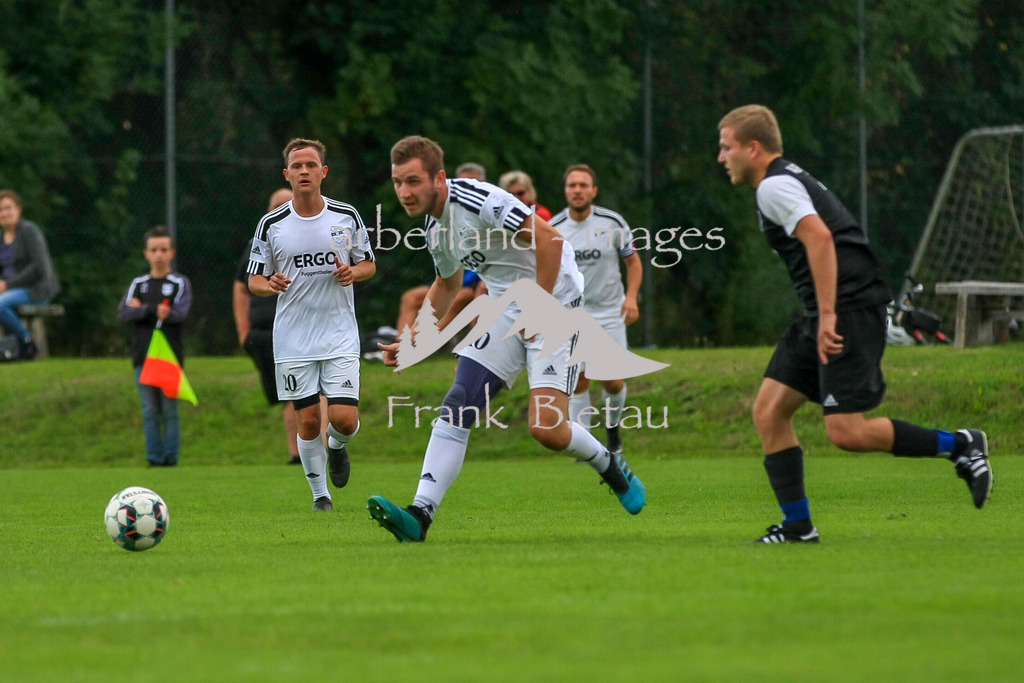 993T5392 | mitte, Jonas Mutzl