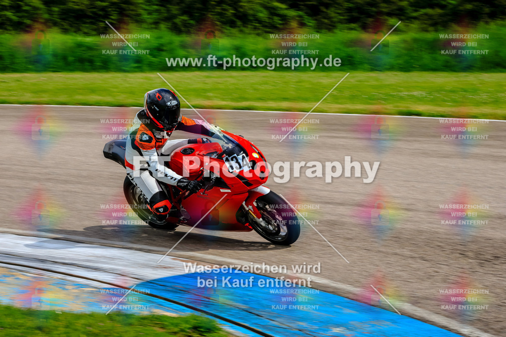 MotoTeam-9290 | Hier findet Ihr Bilder von Touristenfahrten auf der Nürburgring Nordschleife oder von anderen Veranstaltungen die ich besucht habe. Viel Spass beim Durch Schauen 