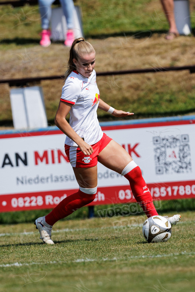 1. FC Rodewisch vs. RasenBallsport Leipzig II | Sachsenlotto Landespokal Frauen Ausscheidungsrunde 2026/27: 1. FC Rodewisch vs. RasenBallsport Leipzig II - Realisiert mit Pictrs.com