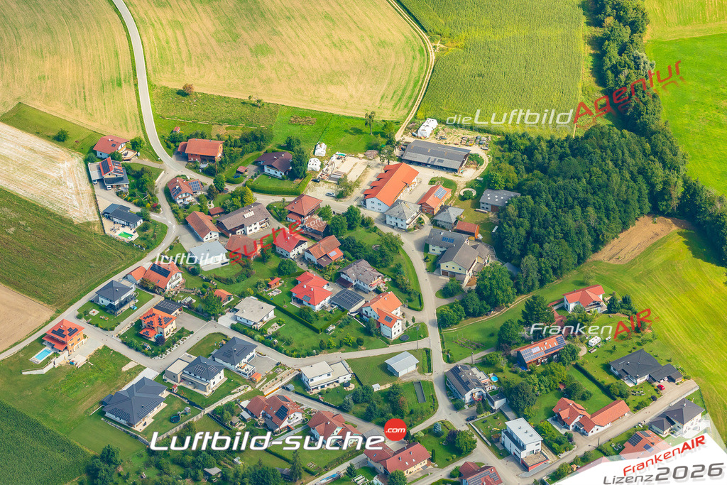 Luftbild Vs Google Maps  St Kollmann  Schildorn -Das Luftbild wurde 2025 vom UL-Flugzeug heraus erstellt ( keine Drohne ) - Hochauflösende Luftaufnahme -Nicht vergleichbar mit Google Maps oder Satelittenbilder- Die Geschenkidee !Mit Lizenz und Bildrechte bestellbar