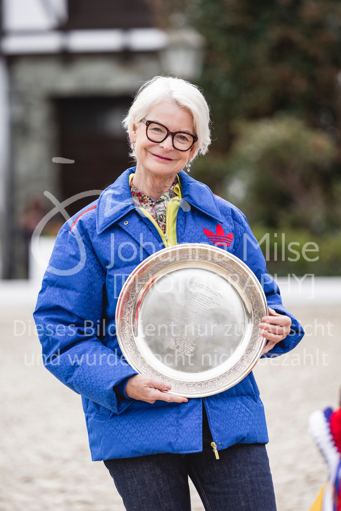 260412_Kronberg_S-Dressur-658 | Deine schönsten Turniermomente als professionelle Fotos! Entdecke hochwertige Pferdesport-Fotografie im Online-Shop. Jetzt Fotos finden & bestellen!