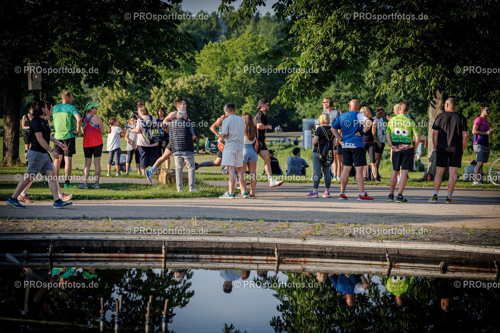 Sparda-Bank Nachtlauf Bonn; Bonn, 18.06.2025 | Impressionen vom Sparda-Bank Nachtlauf Bonn am 18.06.2025 in Bonn (Nordrhein-Westfalen). 