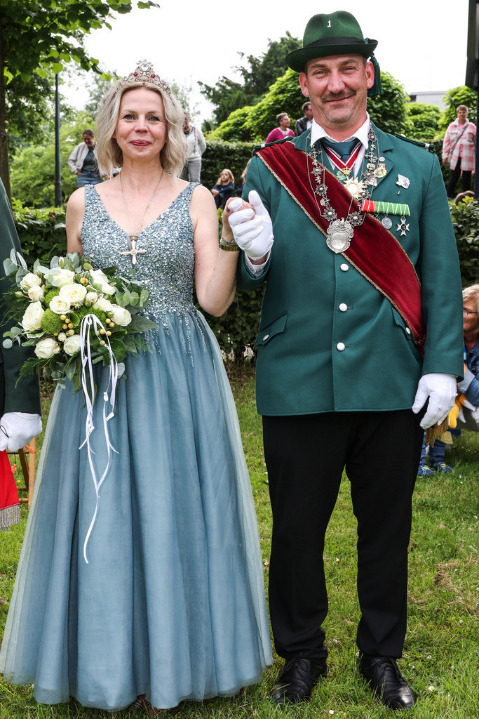 top-top.de 240602-115 | Foto, Video, Fotografie, Videografie, Fotobox, DJ, Discjockey, Musik, Musikbox, Veranstaltung, Photobooth, Amazon, Ebay, Buchtipp, Bestseller, Autor, Verlag, Buch, Wesel, Hamminkeln, NRW, Dinslaken, Rees, Drohne, Hochzeit, Party, Fotobox, Wesel, Fotograf