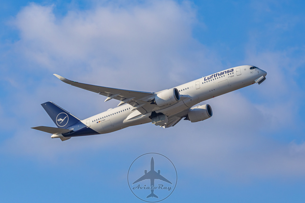 LH434-A359-D-AIXX-MUC-ORD-20250301-1 | Browse breathtaking aviation photography and order high-quality prints from AviatoRay's gallery. Perfect for enthusiasts and collectors. - Realisiert mit Pictrs.com
