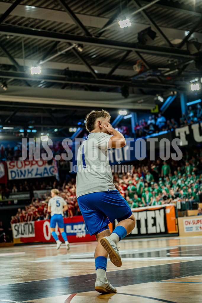 39. OM-Supercup-089 | jns.sportfotos - Realisiert mit Pictrs.com