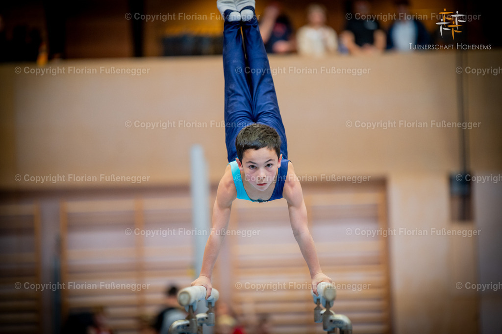 Promo-389 | "Fussifoto.com – Ihr Ansprechpartner für hochwertige Fotografie! Entdecken Sie kreative Bilder und professionelle Dienstleistungen. Kontaktieren Sie uns für Ihre Projekte!"