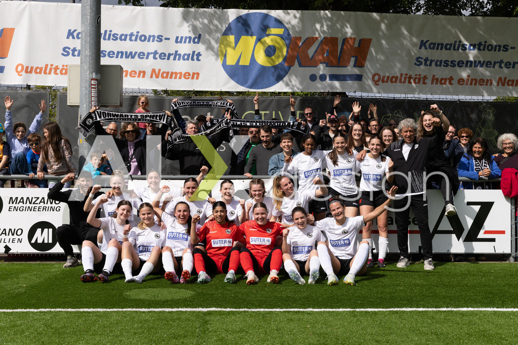 Fußball I Frauen I Saison 2025-2026 I Frauen 3. Liga | FVRZ Gruppe 2 | 18. Spieltag I Spielvereinigung Schaffhausen Damen 1 - Team Furttal Zürich I 17.05.2026 | Hochwertige Sportfotos kaufen & lizenzieren für Medien, Vereine, Agenturen & Sportler:innen. Entdecke professionelle Sportfotografie im Bildshop von Alexander Franzen. - Realisiert mit Pictrs.com