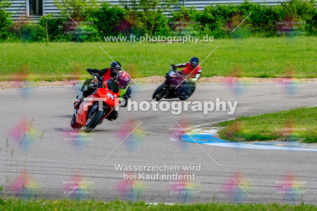 MotoTeam-8979 | Hier findet Ihr Bilder von Touristenfahrten auf der Nürburgring Nordschleife oder von anderen Veranstaltungen die ich besucht habe. Viel Spass beim Durch Schauen 