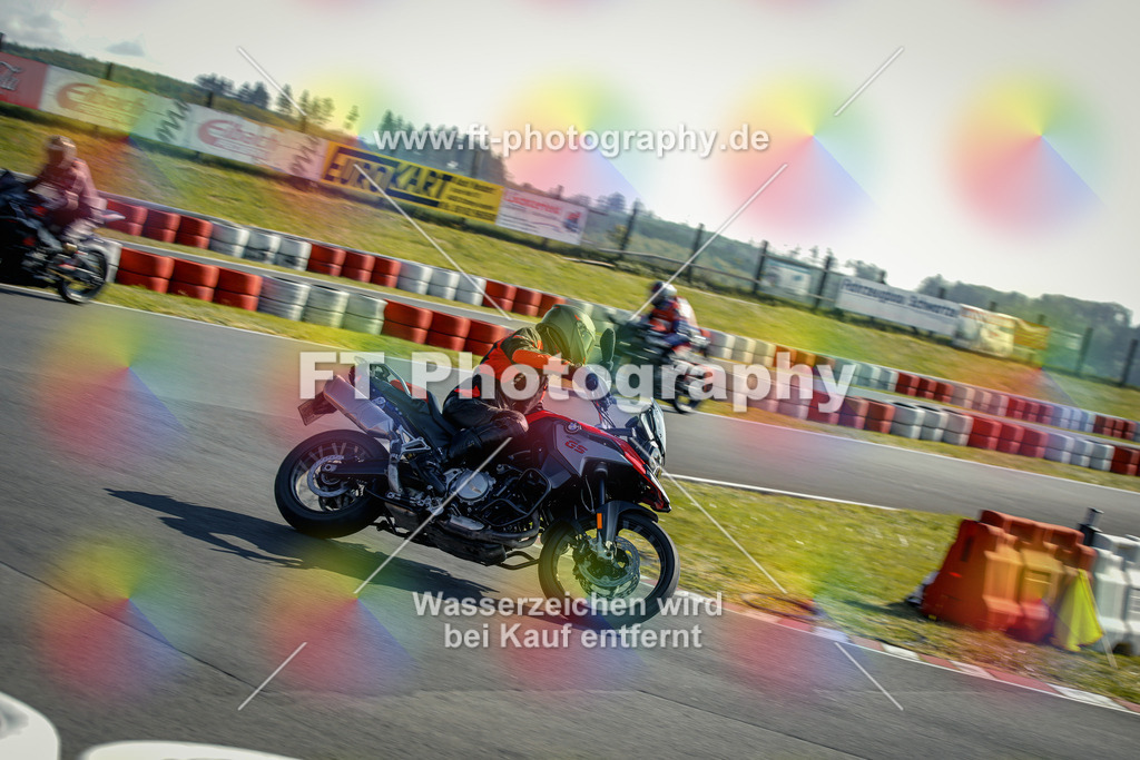 OBK_Mai_Justin_Uwe-10162 | Hier findet Ihr Bilder von Touristenfahrten auf der Nürburgring Nordschleife oder von anderen Veranstaltungen die ich besucht habe. Viel Spass beim Durch Schauen 