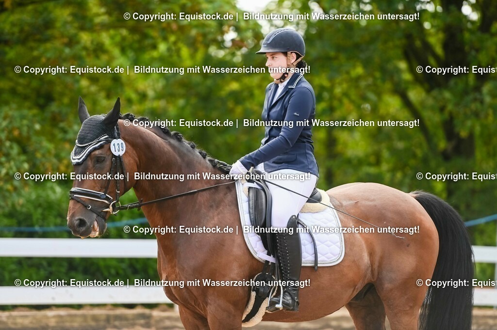 20230716_04_Dressurreiterprüfung Kl.A_0311 | equistock