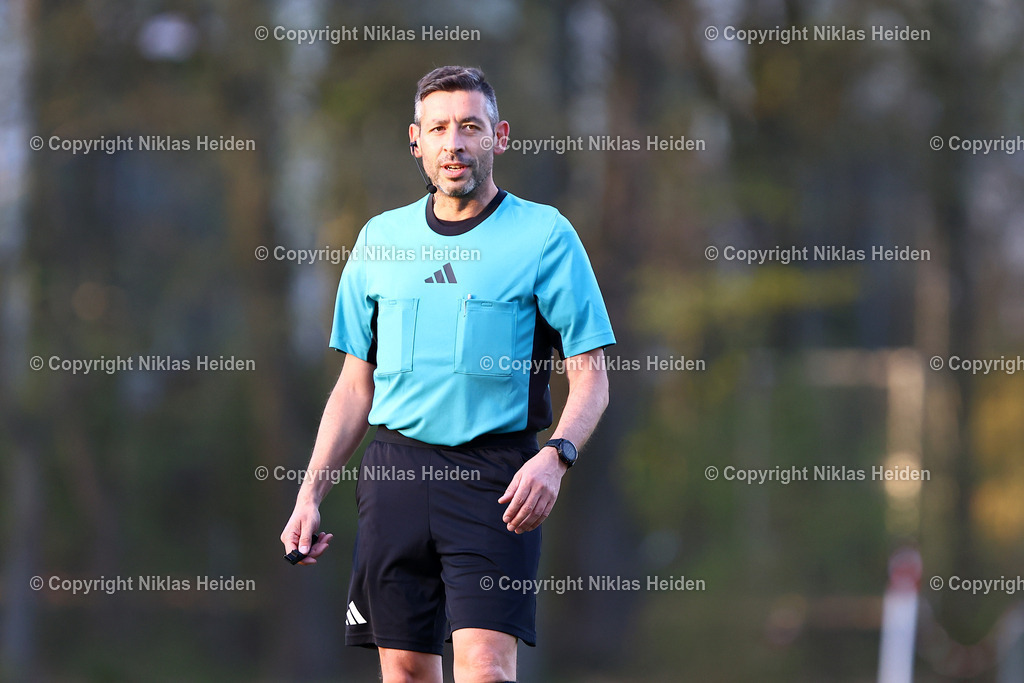 NH_Concordia_Altona93_OberligaHamburg_04042025 | Alexander Teuscher (Schiedsrichter)Fußball I Herren I Gamesright Oberliga Hamburg I Saison 2024-2025 I  30. Spieltag I Concordia - Altona 93 I 04.04.2025 I Sportplatz Bekkamp