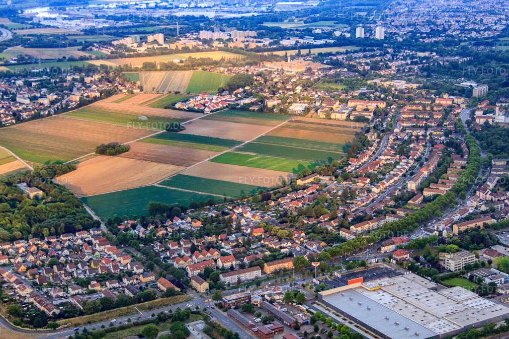 Luftbild: Gottfried-Keller-Straße in Frankenthal im Bundesland Rheinland-Pfalz in Deutschland. Foto: IMG_69211.jpg vom 24.06.2014 durch Werner Riehm/FLY-FOTO.deAuflösung des Originals: 4752 x 3168 px