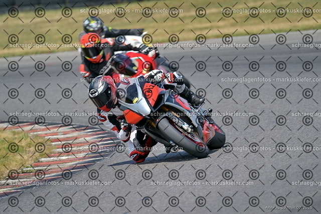 25bt04-1734 | markuskiefer.com - Realisiert mit Pictrs.com