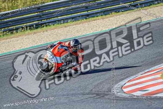 pubi7539 | Professionelle Fotos von Sportveranstaltungen, aber auch Hochzeiten und anderen Events. - Realisiert mit Pictrs.com