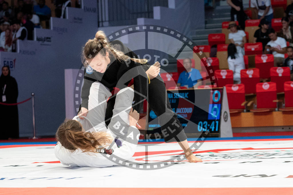20231106PBB2332 | Fighters compete during the AJP World Master Championship in the Mubadala Arena in Abu Dhabi, Arab United Emirates, on November 6, 2023.