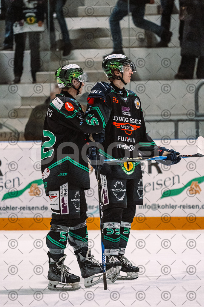 Alligators_vs_Erding_12_12_2025-205 | Höchstadt Alligators Fotogalerie: Eishockey-Action aus Franken. Professionelle Spielfotos, Portraits & Stadionbilder zum Download. Jetzt entdecken! - Realisiert mit Pictrs.com