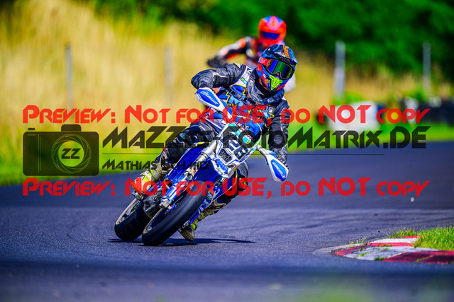 MaZZes_FotoMatrix_240714_6007705_7698 | UE40