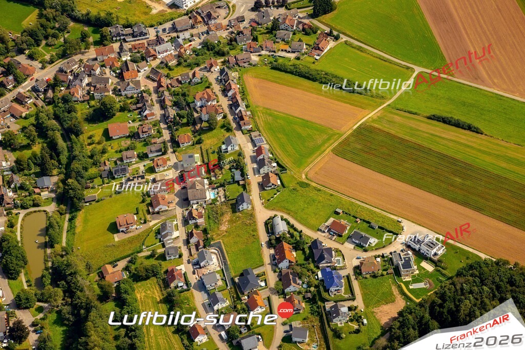 Das Luftbild zeigt : Lützenhardt Waldachtal - Die Luftaufnahme wurde 2024 vom UL-Flugzeug aus erstellt ( keine Drohne ) - Hochauflösende Luftaufnahme - Für grossformatige Ausdrucke geeignet. Die Geschenkidee !Mit Lizenz und Bildrechte bestellbar