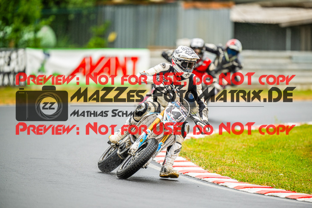 MaZZes_FotoMatrix_230701_5072 | S4