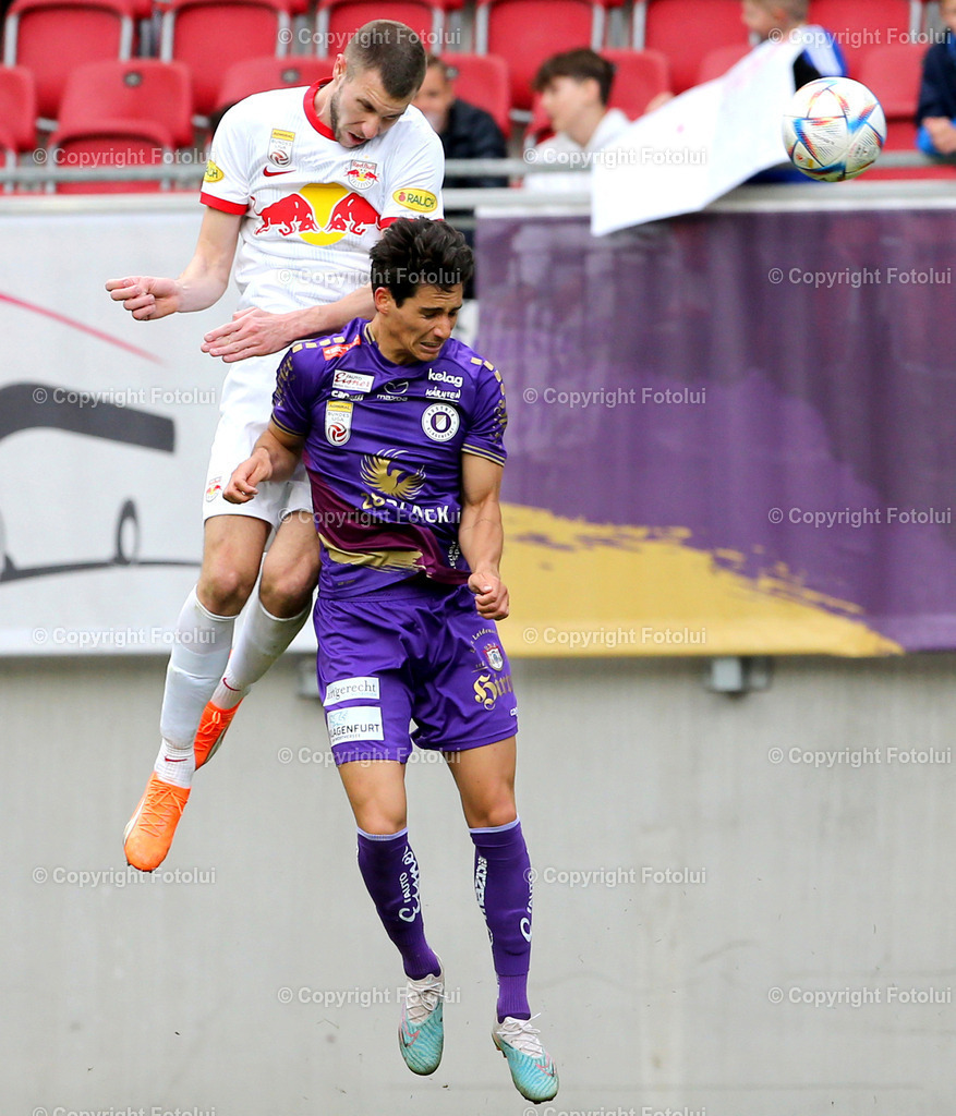 ALUI_02042023_16 | SPORT,FUSSBALL,ADMIRAL BUNDESLIGA AUSTRIA KLAGENFURT-RED BULLSALZBURG 02.04.2023 IM BILD:SEBASTIAN GUERRA  (KLAGENFURT) UND STRAHINJA PAVLOVIC   (RED BULL SALZBURG) FOTO:FOTOLUI/MW