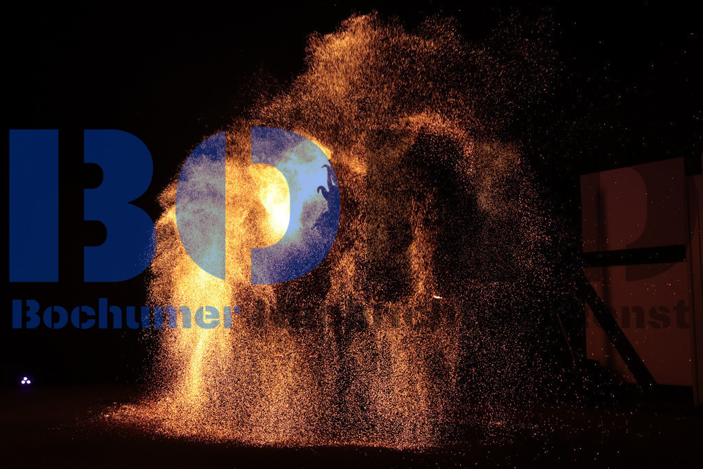 SES_MKRLHE20250705-149 | bond - Realisiert mit Pictrs.com