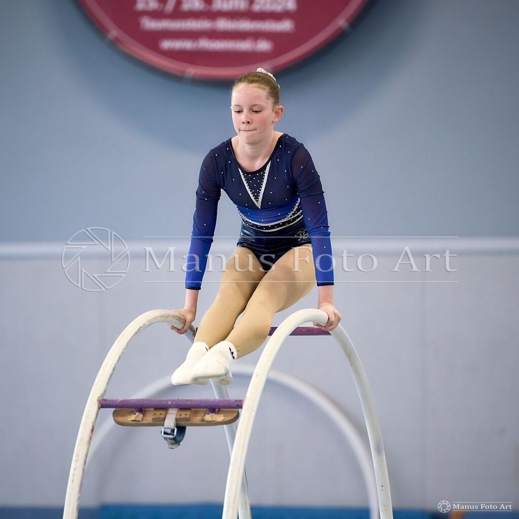 2024-06-21-B-DSC02316 | Professionelle Sportfotografie in Hamburg, Schleswig-Holstein und Niedersachsen – spezialisiert auf Rhönrad, Geräteturnen, Leistungsturnen und rhythmische Sportgymnastik. Bundesweite Begleitung von Rhönrad-Events. Jetzt Sport-Fotos - Realisiert mit Pictrs.com
