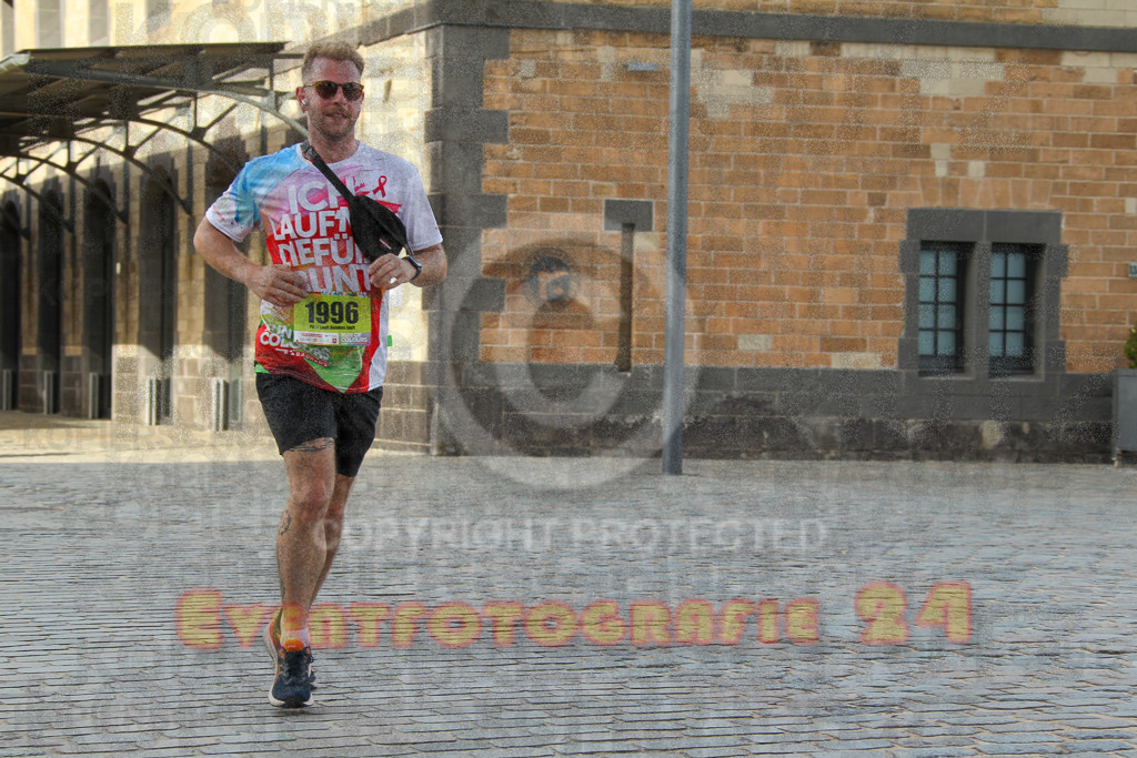 250920_1541_EV4_9437 | Sportfotografie im Rhein-Sieg Kreis, Köln, Bonn, NRW, Rheinland Pfalz, Hessen, etc. Unser Tätigkeitsfeld umfasst den Laufsport vom Volkslauf über den Marathon, Duathlon, Triathon bis zum Ultralauf wie Kölnpfad Ultra oder Schindertrail.