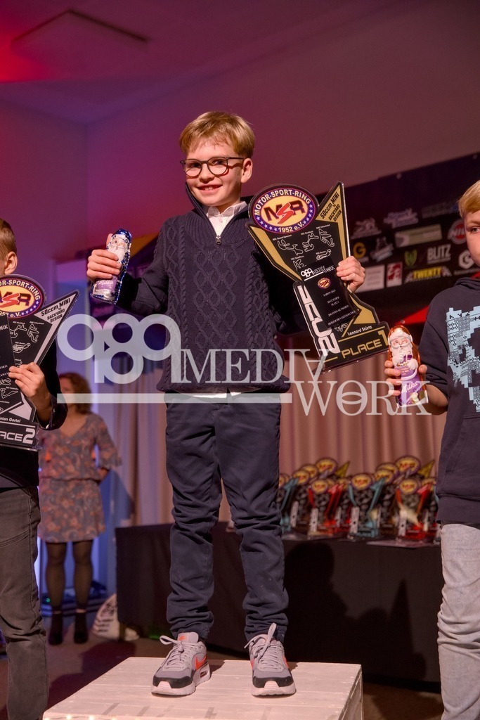 5E6A3184 | 989 MEDIAWORK