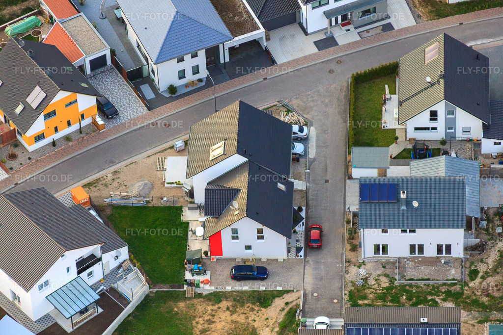Luftbild: Eisvogelstr in Jockgrim im Bundesland Rheinland-Pfalz in Deutschland. Foto: IMG_63394.jpg vom 28.03.2014 durch Werner Riehm/FLY-FOTO.de