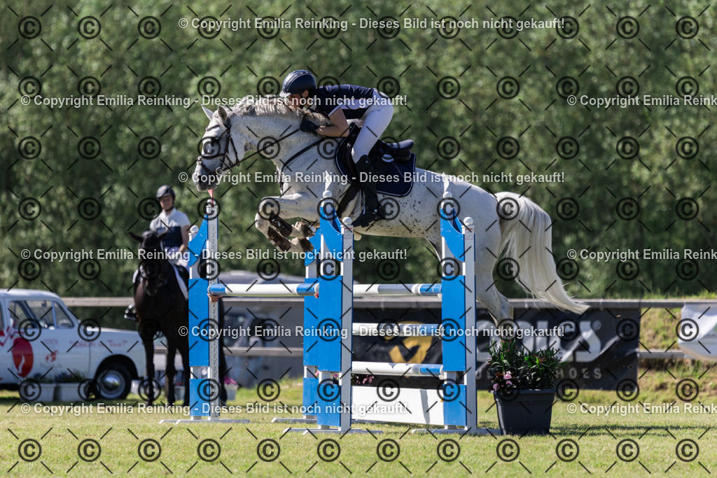 CL5A8960 | Emilia Reinking Fotografie - Realisiert mit Pictrs.com