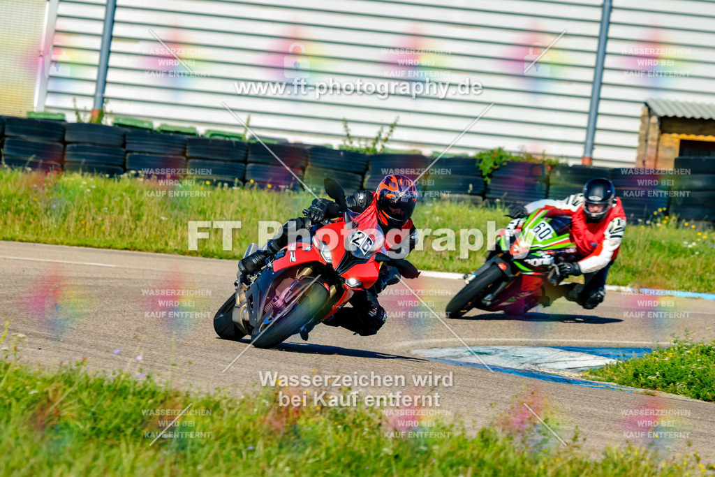 026-1690 | Hier findet Ihr Bilder von Touristenfahrten auf der Nürburgring Nordschleife oder von anderen Veranstaltungen die ich besucht habe. Viel Spass beim Durch Schauen 