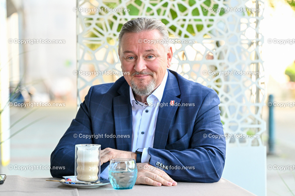 Roman Haider (FP_ Abgeordneter zum Europaeischen Parlament)_ 29.04.2024-7 | 29.04.2024, Linz, AUT, Linz, im Bild Roman Haider (FP, Abgeordneter zum Europaeischen Parlament)