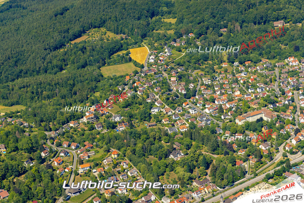 Aktuelles Luftbild von  Hersbruck - Die Luftaufnahme wurde 2022 mittels UL-Flugzeug erstellt ( keine Drohne ) - hochauflösende Kamera-Systeme von  Canon -Beste Qualität - Für grossformatige Ausdrucke geeignet. Die Geschenkidee !