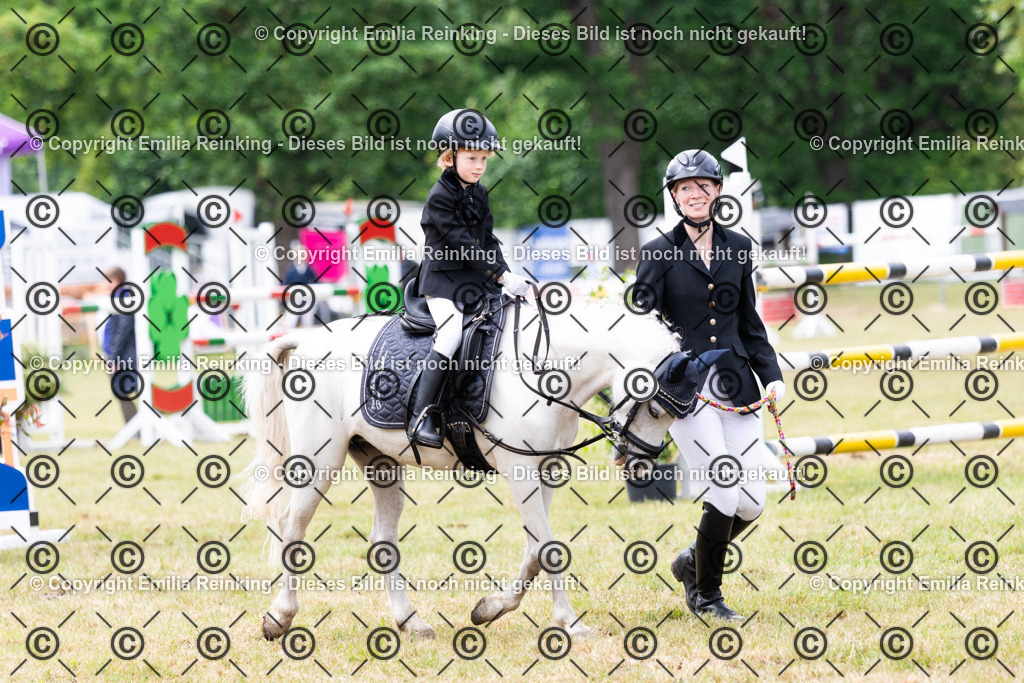 CL5A9320 | Emilia Reinking Fotografie - Realisiert mit Pictrs.com