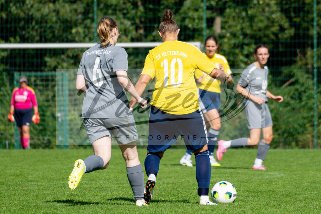20260906_RULSVK_0377 | Fußball, Frauen:   beim Spiel der Kreisliga zwischen SG Rulle/Haste vs. SV Kettenkamp am 06.09.2026 im Stavermann-Sportpark in Rulle/Wallenhorst, Deutschland.(Foto von Nico Paetzel) - Realisiert mit Pictrs.com
