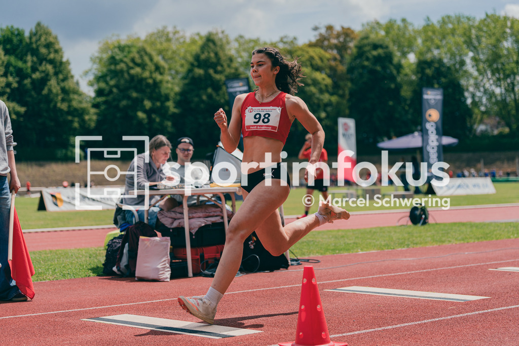 FLVW-Meisterschaften 2026 | Impressionen und Wettkampfszenen der FLVW-Meisterschaften 2026 mit Athletinnen und Athleten verschiedener Vereine und Altersklassen in unterschiedlichen Disziplinen der Leichtathletik. - Realisiert mit Pictrs.com