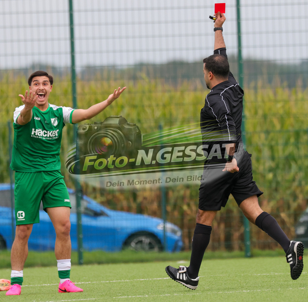 SV Rödinghausen II - FC RW Kirchlengern | Auf dem Bild zu sehen: ; grün SV Rödinghausen II: Eyüp Can Güner  SV Rödinghausen II, FC RW Kirchlengern, Saison 26/27, Westfalenliga, Rödinghausen, Deutschland - Realisiert mit Pictrs.com