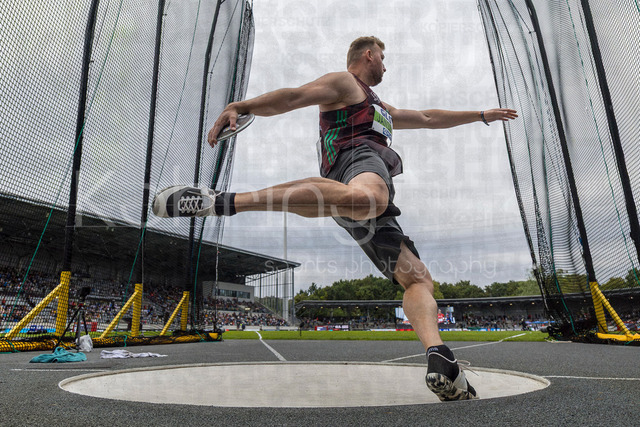 Deutsche Leichtathletik-Meisterschaften; Bochum-Wattenscheid, 26.07.2026 | Henrik Janssen (Sportclub Magdeburg), Diskuswurf Finale im Regen; Deutsche Leichtathletik-Meisterschaften am 26.07.2026 im Lorheide-Stadion, Bochum-Wattenscheid (Nordrhein-Westfalen).