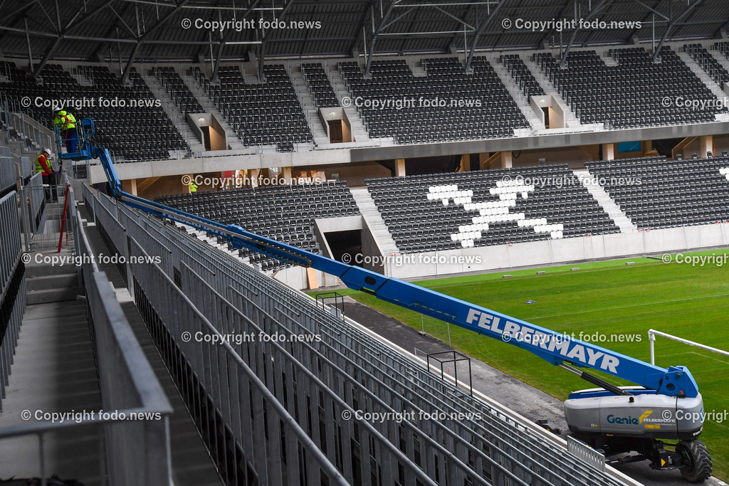 Raiffeisen Arena Linz_ Stadion_ Siegmund Gruber_ Praesident Lask Linz 31.01.2023-18 | 31.01.2023, Raiffeisenarena Linz, AUT, im Bild Raiffeisen Arena Linz, Montage, Vidiwall
