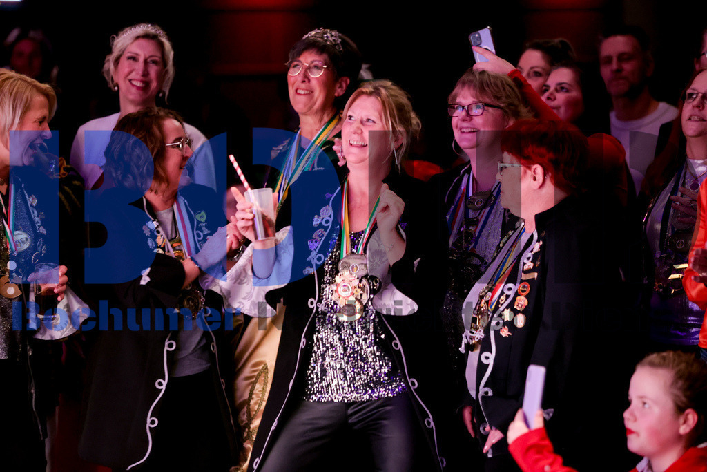 SES_GROBOKA20250208-102 | bond - Realisiert mit Pictrs.com