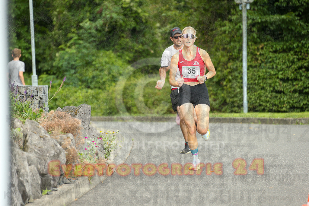 250801_1900_EX1_6842 | Sportfotografie im Rhein-Sieg Kreis, Köln, Bonn, NRW, Rheinland Pfalz, Hessen, etc. Unser Tätigkeitsfeld umfasst den Laufsport vom Volkslauf über den Marathon, Duathlon, Triathon bis zum Ultralauf wie Kölnpfad Ultra oder Schindertrail.