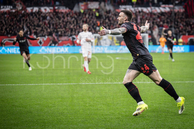 German Bundesliga, Bayer 04 Leverkusen vs. FC Bayern München, 14.03.2026 | LEVERKUSEN, GERMANY - MARCH 14:  Aleix Garcia (Bayer 04 Leverkusen, 24)celebrates scoring his team's first goal during the German Bundesliga match on gameday 26 between Bayer 04 Leverkusen vs. FC Bayern München at BayArena on March 14, 2026 in Leverkusen, Germany. DFL REGULATIONS PROHIBIT ANY USE OF PHOTOGRAPHS AS IMAGE SEQUENCES AND/OR QUASI-VIDEO.
