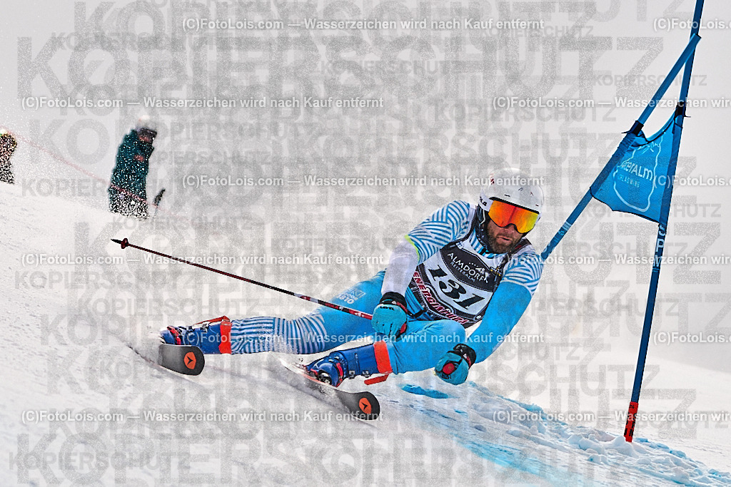 _ALP2709_MASTERS-WM_Reiteralm_A-GS_Dumax Baudron Denis | FISWORLD CHAMPIONSHIPSMASTERS ALPINE SKIING, 23. – 28. MÄRZ 2026 - REITERALM | STMK | AUT.   Veranstaltet vom Masters-Referat des Deutschen Skiverbandes (DSV). Durchführende Organisation: WSV Pichl-Reiteralm, unterstütutzt von den Bergbahnen REITERALM bei Schladming und SKI AUSTRIA.                            Disziplinen:  Super-G, GiantSlalom, Slalom.                                                 Kategorien:  A (Herrn 30-59 Jahre), B (Herrn ab 60 Jahre), C (Damen 30-59 Jahre), D (Damen ab 60 Jahre).                Rennstrecken:   Gasselhöhe und Muldenliftpiste auf der Reiteralm.